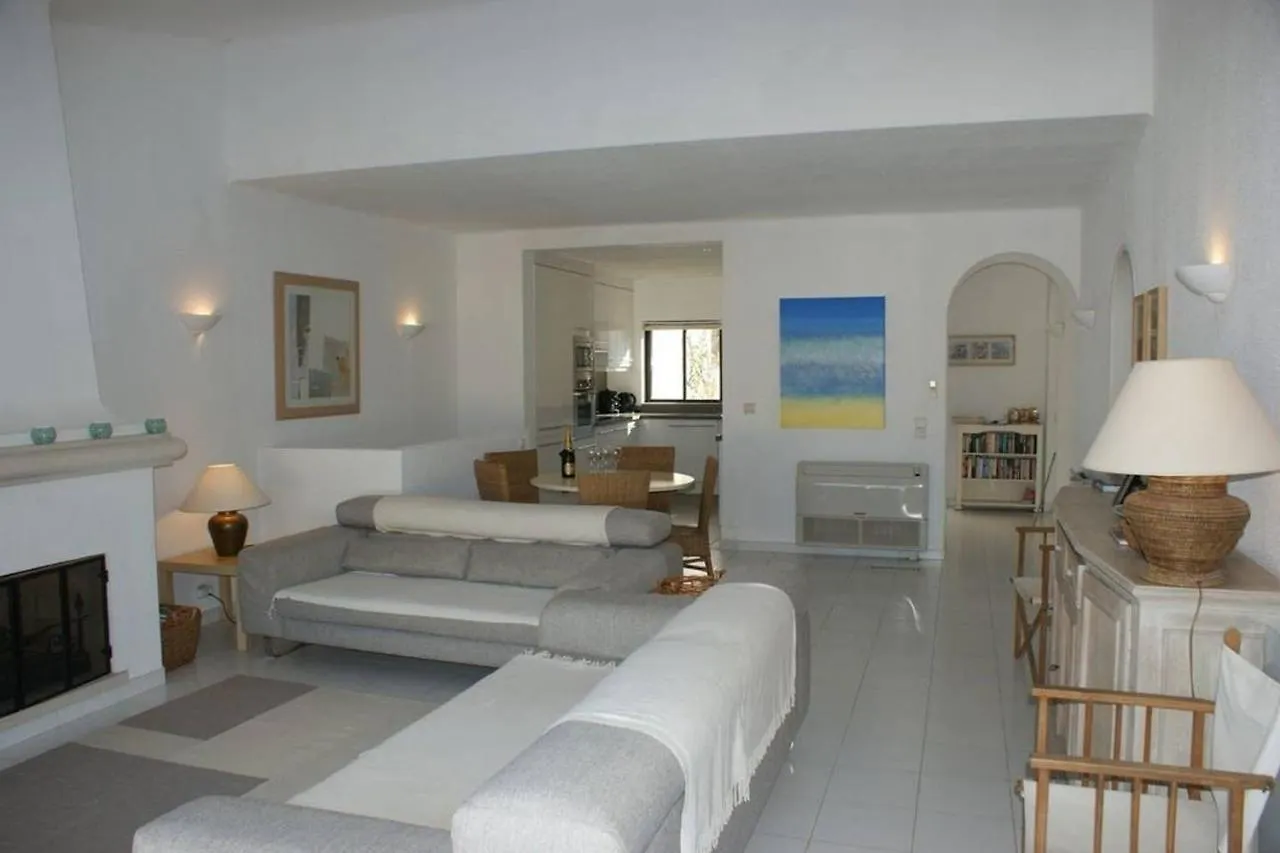 Elegant Vale Do Lobo Villa 4 Bedrooms Villa Vale Do Lobo 186 Swimming Pool Short Walk To The Beach And Praca
