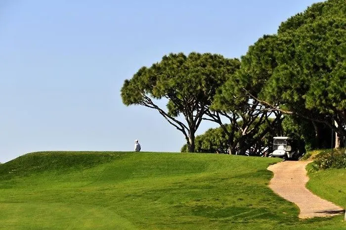 Elegant Vale Do Lobo Villa 4 Bedrooms Villa Vale Do Lobo 186 Swimming Pool Short Walk To The Beach And Praca 0*,