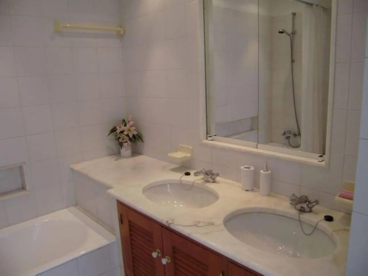 Elegant Vale Do Lobo Villa 4 Bedrooms Villa Vale Do Lobo 186 Swimming Pool Short Walk To The Beach And Praca 0*,